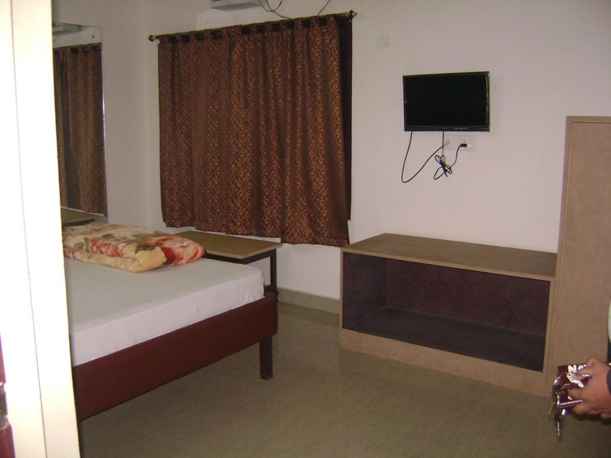 Natraj Hotel Darbhanga 外观 照片